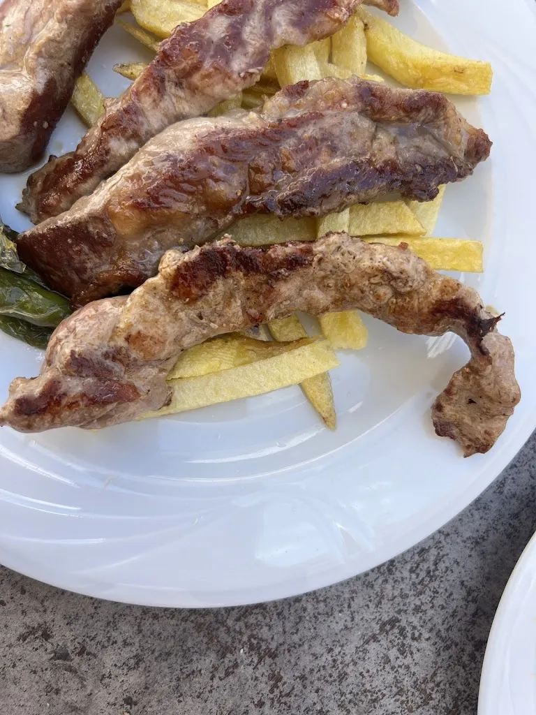 Manuel Delgado_Bar La Esquinita_Cañaveral de León_review