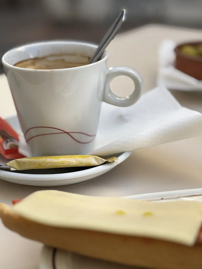 Menu_La Esquinita - Bistro Benifato_Benifato_image_2