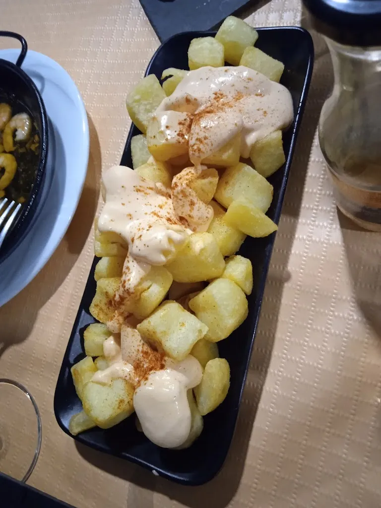 Tu tik tok preferido_Bar Seoane_Calañas_review