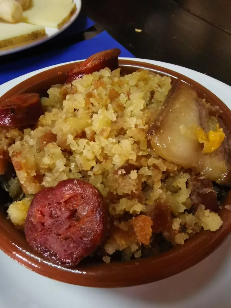 Menu_Bar Niko_Castaño del Robledo_image_6