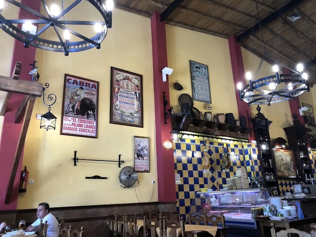 C J_Restaurante Bodegón Abuelo Curro_Bollullos par del Condado_review