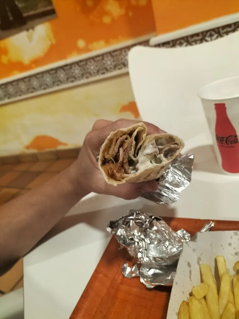 Auténtico sabor Kebab TLF-959079811_Bollullos par del Condado_slider_image_3