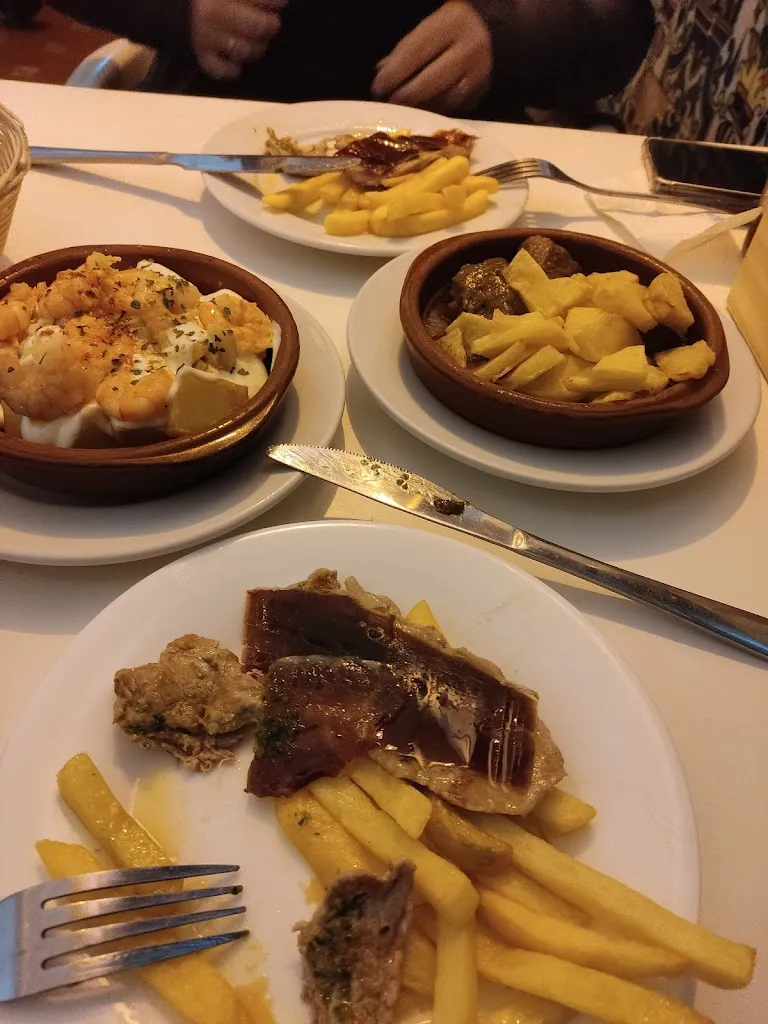 CHICO -_Reposteria Casino Español_Bollullos par del Condado_review