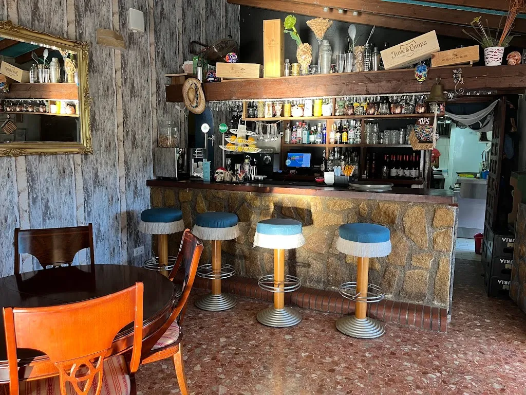 Pool Bar & Restaurant_Benidoleig_slider_image_1