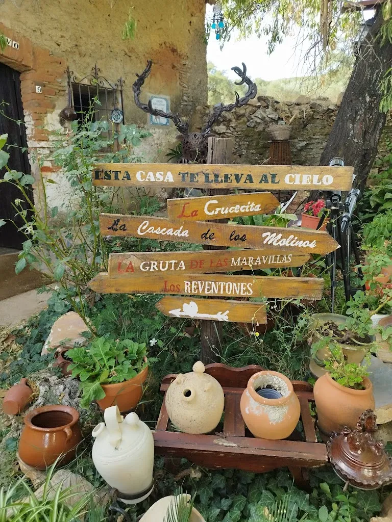 SILVIA MACIAS RUIZ_HOSPEDERÍA DE LA CORTE - EVOLUCION CENTER - Casa Rural & Retiros_Corteconcepción_review