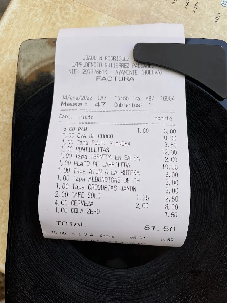 Ana Castro Guimarães_El Choco_Ayamonte_review