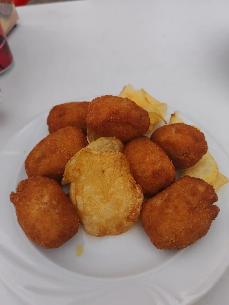 Ana Belén Pedemonte_Bar Plaza, Cortelazor_Cortelazor_recensione