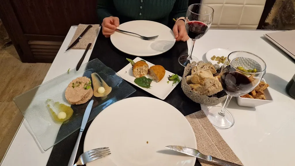 Răzvan Glodeanu_Jesus Carrion Restaurante_Cortelazor_review