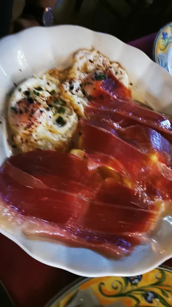 RESTAURANTE LA SERRANA BOZQUEZ ROMERO SL_Aracena_slider_image_2