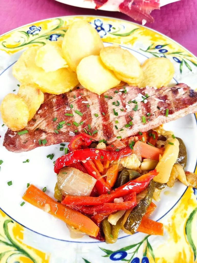 RESTAURANTE LA SERRANA BOZQUEZ ROMERO SL_Aracena_slider_image_3