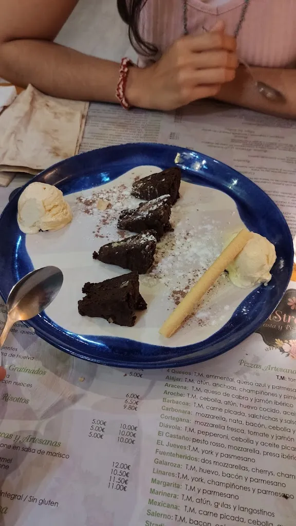 Menu_Pizzería Restaurante La Stradina_Aracena_image_8