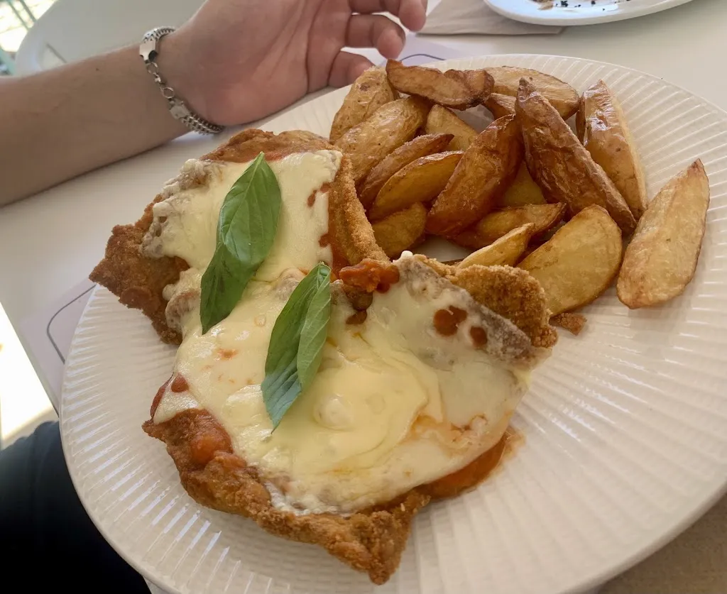 Paola Marín_Jamar Gastrobar_Aracena_review