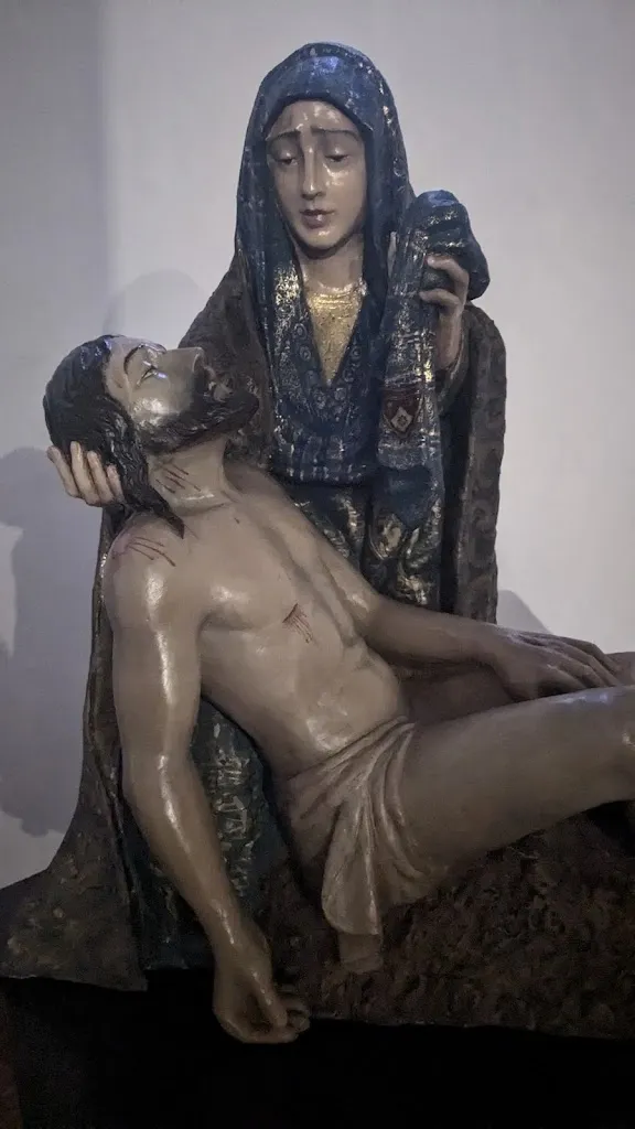 VÍCTOR VIRGÓS_Convento de Santa Catalina Mártir de la Orden de Las Hermanas Carmelitas_Aracena_review