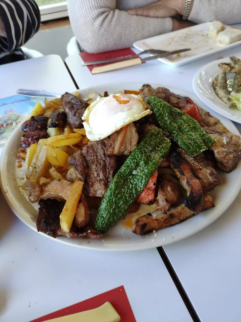 Carmen Vázquez Sanchez_La Cantina_Aracena_review