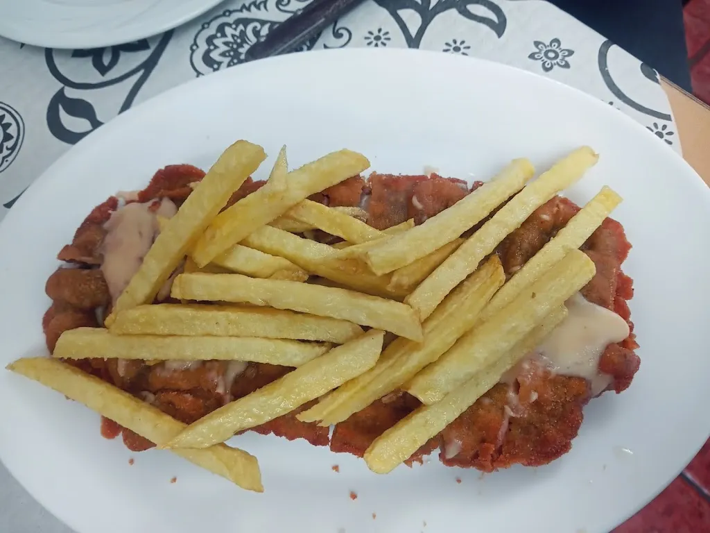 Restaurante Pata Chica_Cumbres de San Bartolomé_slider_image_3