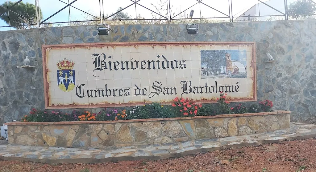 Bienvenido a Cumbres de San Bartolome_Cumbres de San Bartolomé_slider_image_1