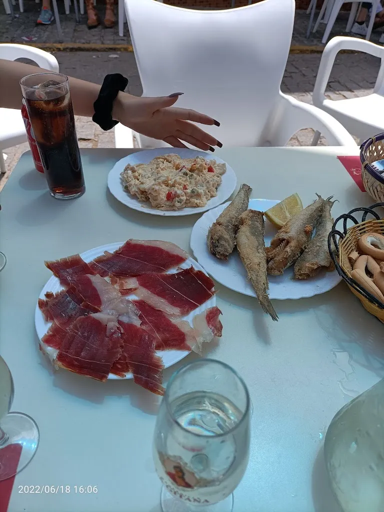 Menu_BAR CANALES_Cumbres de Enmedio_image_2