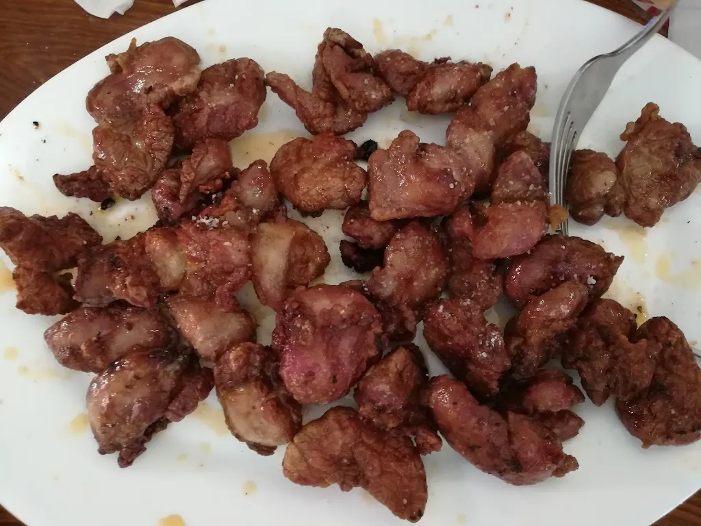 BAR CANALES restaurant in Cumbres de Enmedio