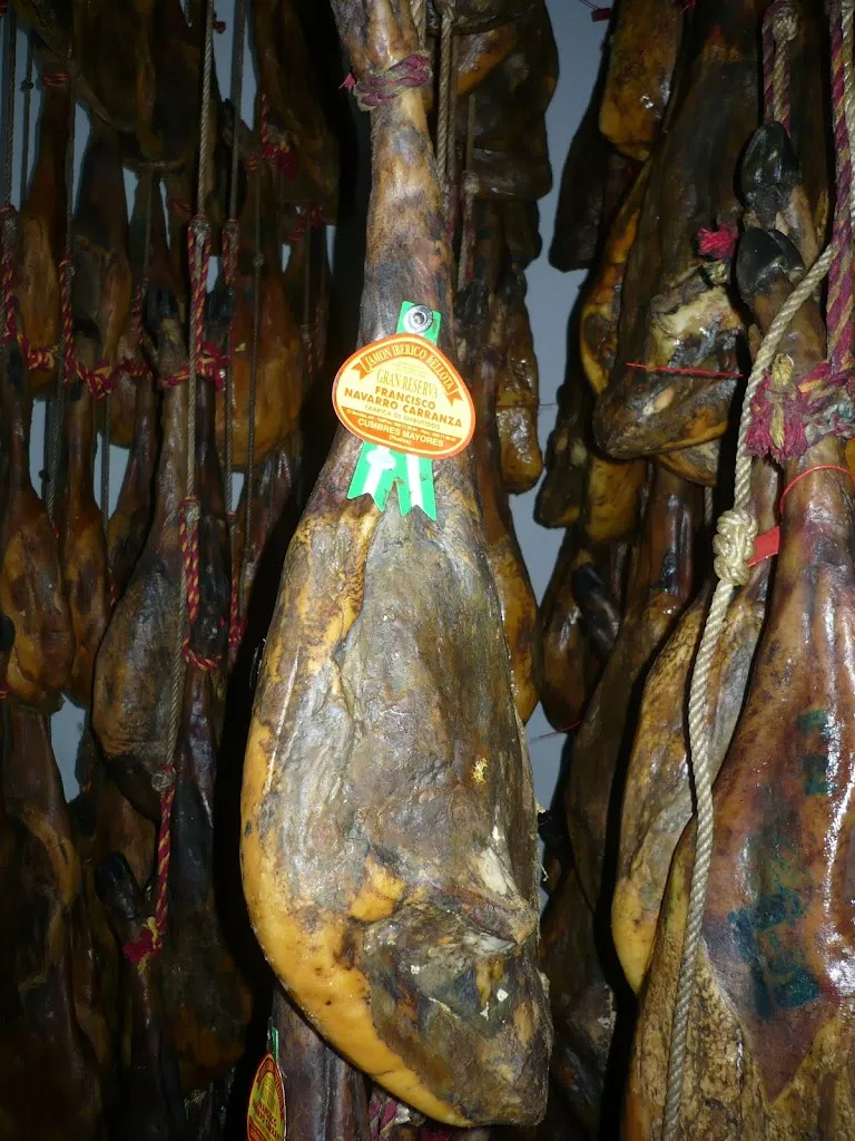 Jamones Francisco Navarro Carranza_Cumbres de Enmedio_slider_image_2