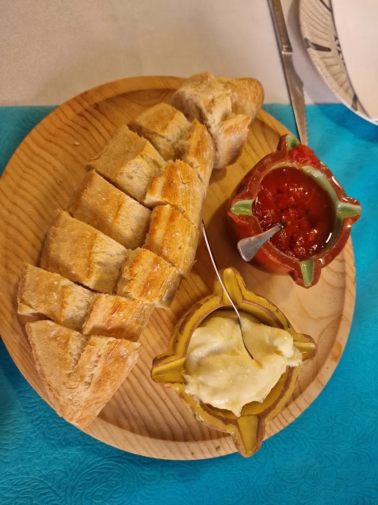 Tania Sanz Pellicer_Bar Restaurant Lago_Benimarfull_recensione