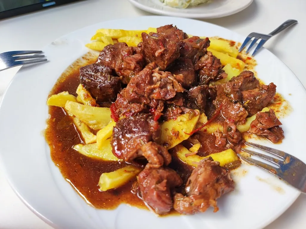 Mesón La Sierra_Cumbres de Enmedio_slider_image_3