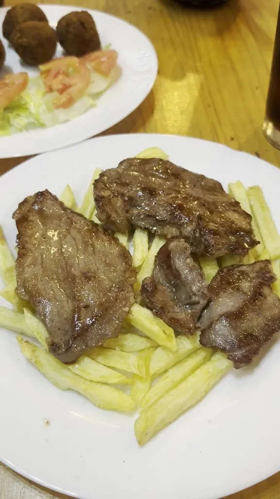 Alexandra Saray_Bar El rincón de las niñas_Cortegana_review