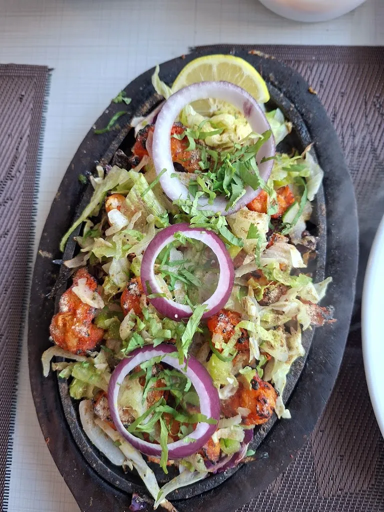 Nils Helge Vikingstad_BAYLEAF RESTAURANTE_Benimarfull_recensione