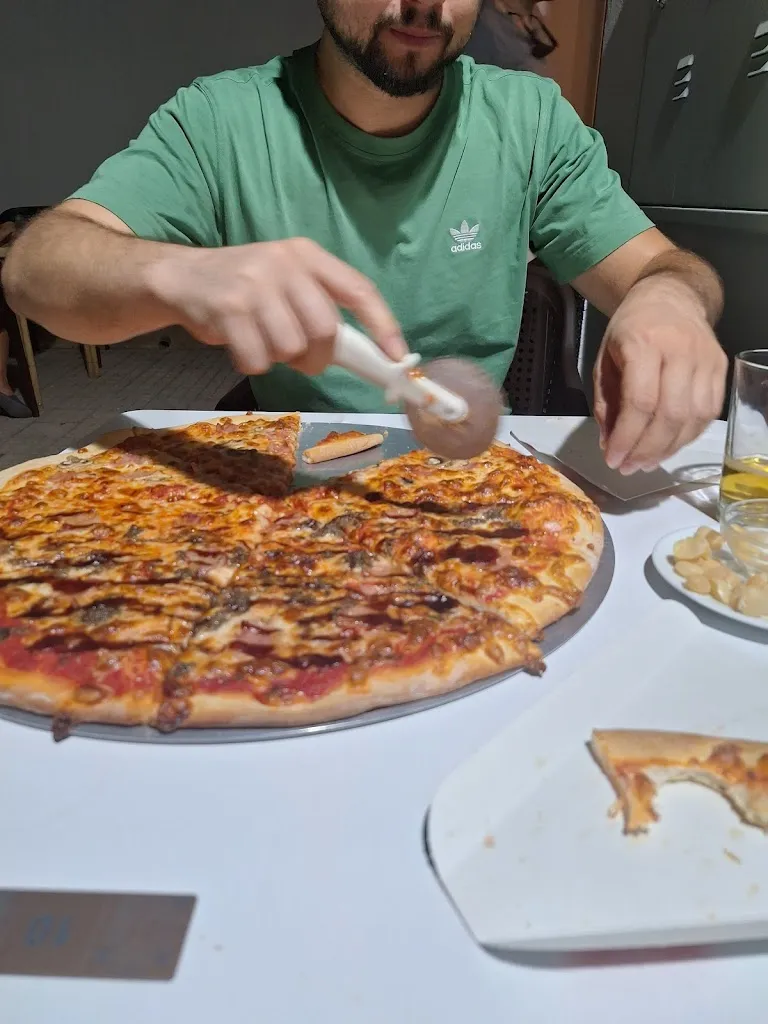 Candisse_PIZZERIA DIVAN_Cortegana_review