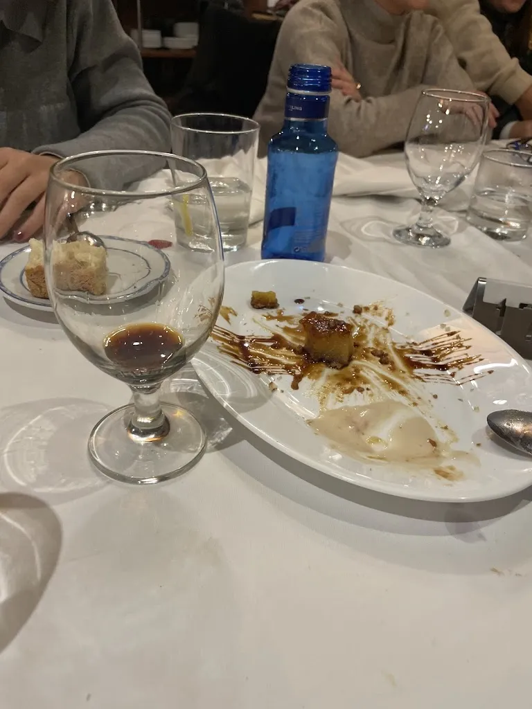 Adam SHarp_Restaurante Asador El Barrio_Fuenteheridos_review