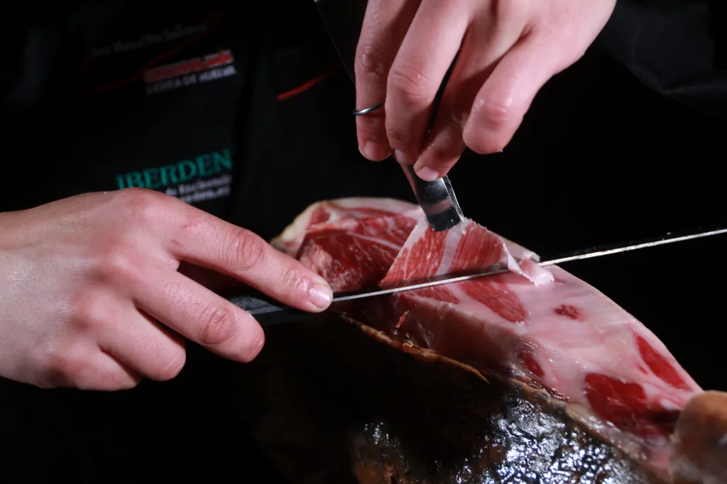 Menu_IBERDEN · ibéricos de Encinasola_Encinasola_immagine_3