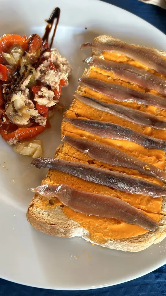 Elena Calvo Saquete_Bar restaurante EL PORTALÓN_Escacena del Campo_review