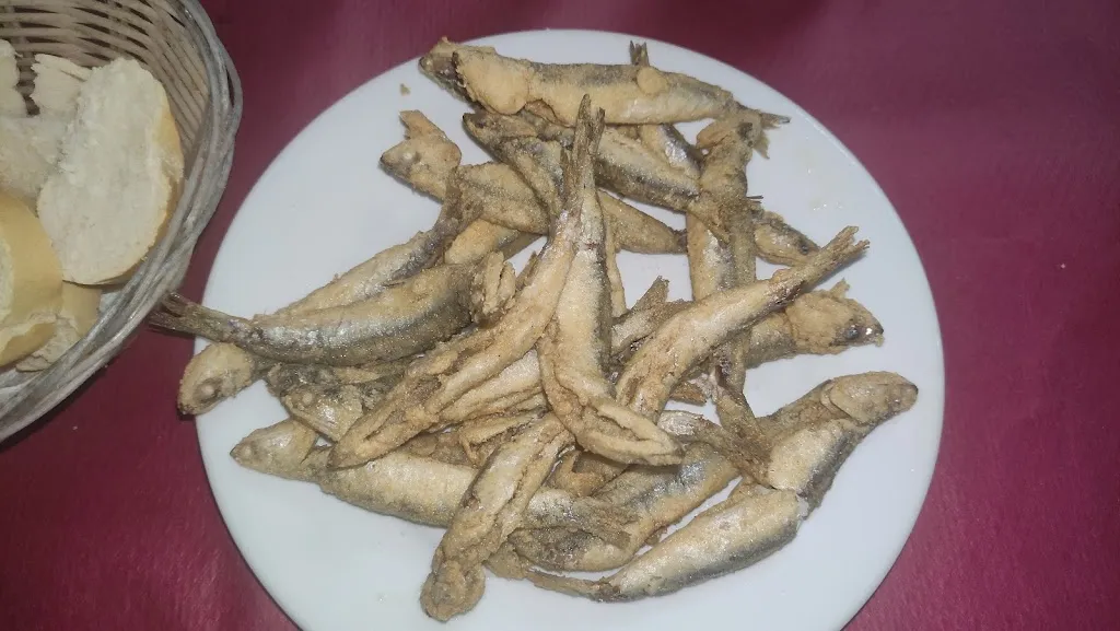 JOSÉ EDUARDO ABREU COLLANTES_Bar Feria_Cartaya_recensione