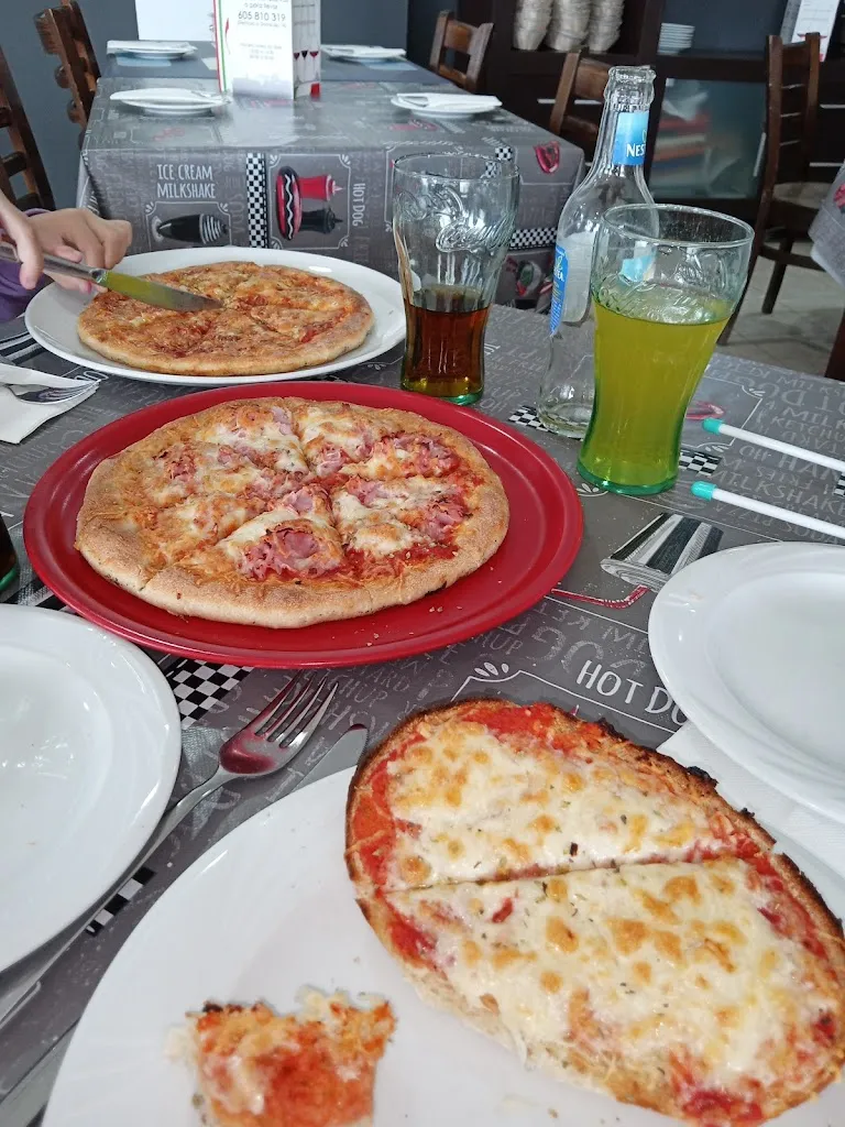 Vane_Pizzaria Milano_Cartaya_review