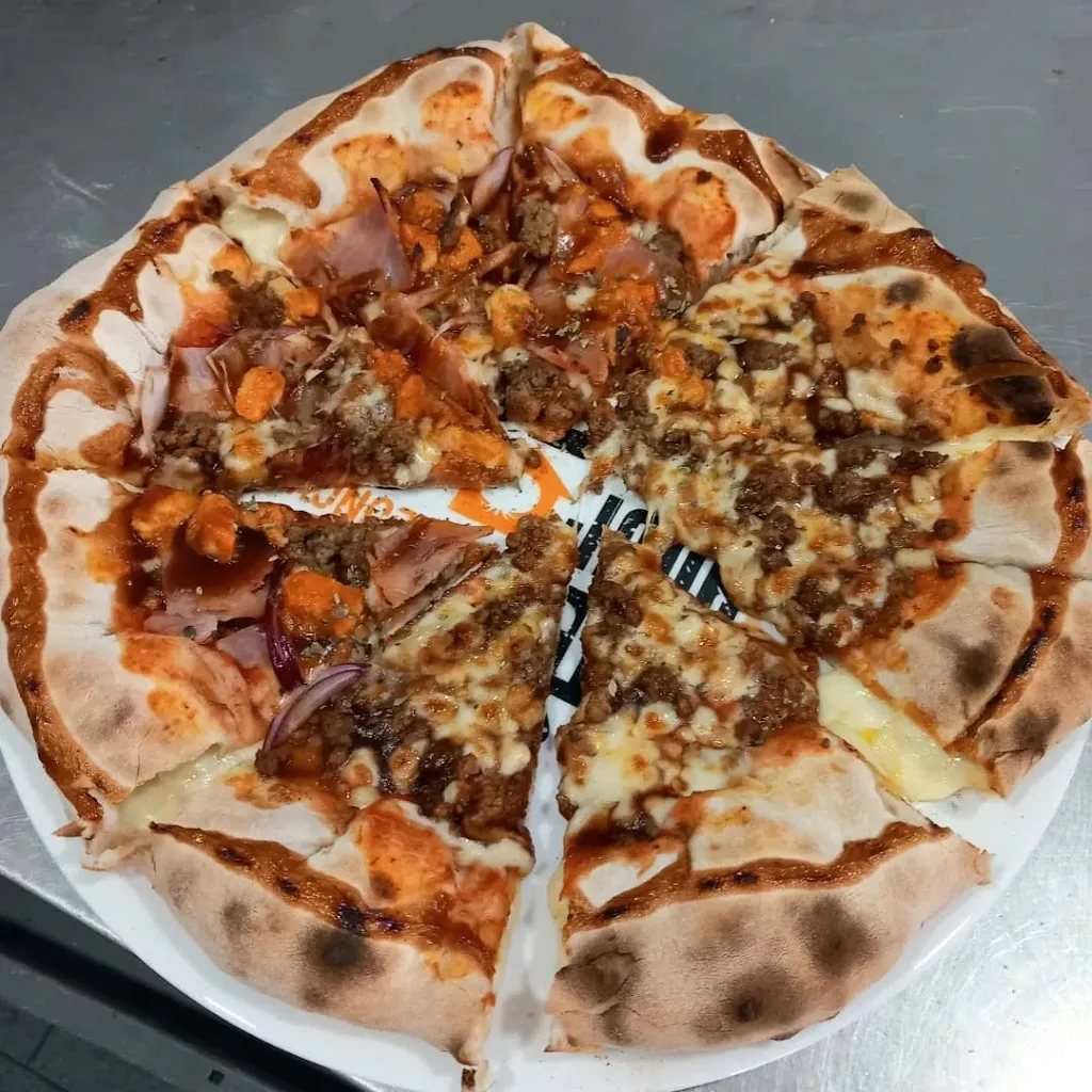 Pizzería kebab La Mar Sala_Cartaya_slider_image_3