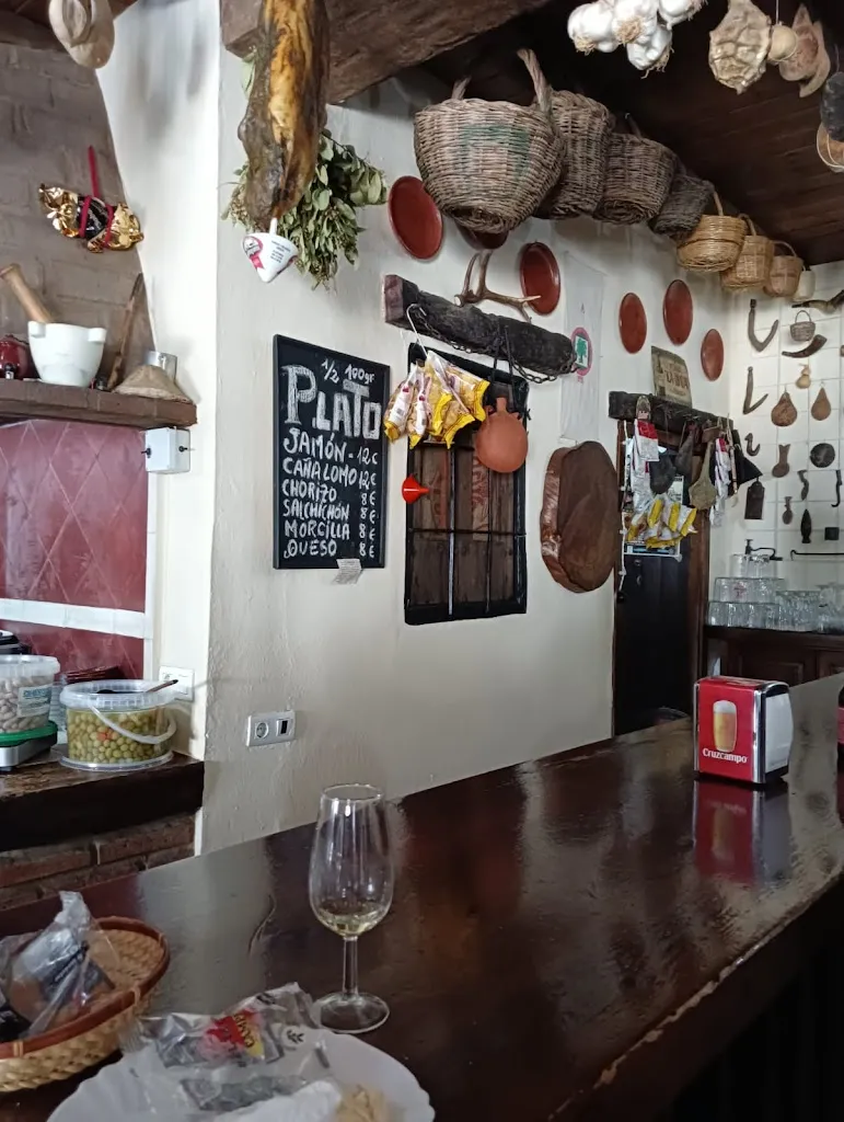 Bar La TABERNA restaurant in Galaroza