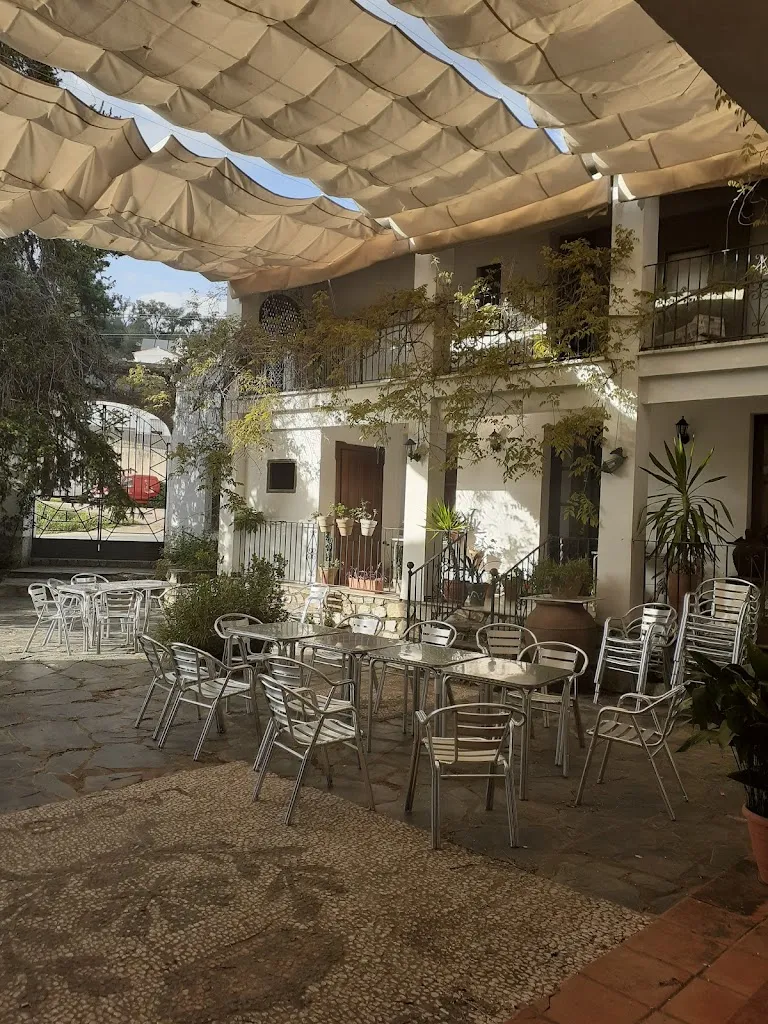 Restaurante Mesón La Casucha_Galaroza_slider_image_1