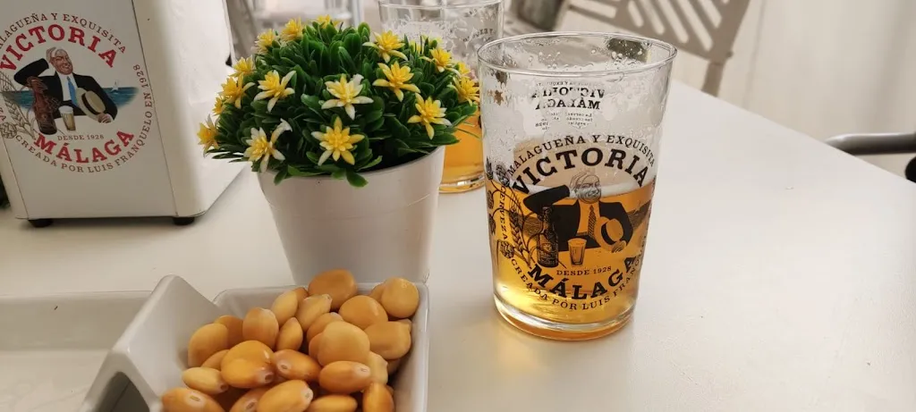 Meli Gaviño_Bar PISKOBAR_Higuera de la Sierra_review