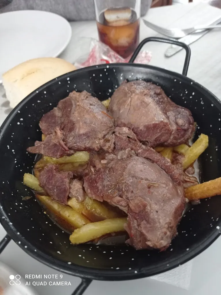 Menu_CAFÉ-BAR-RESTAURANTE 