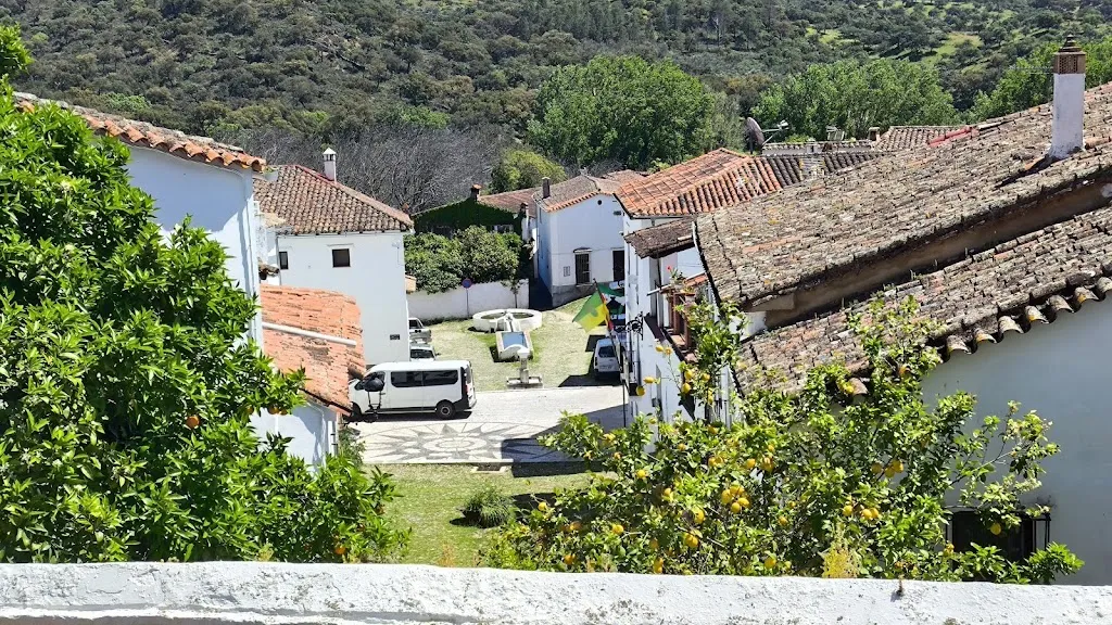 Manuel Dominguez Alvarez_Bar Jota - Linares de la Sierra_Linares de la Sierra_review