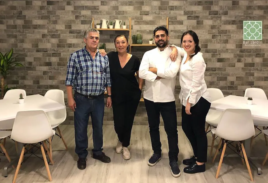 Restaurante Bar Jardín_Gibraleón_slider_image_3