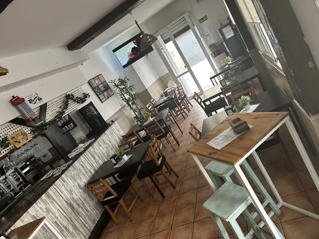 Bar El nuevo Lejío_Gibraleón_slider_image_1