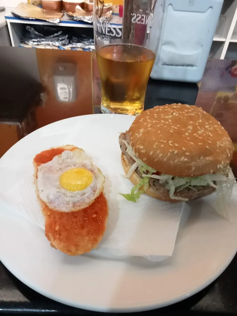 Olmo Gonzalez_Carpanta Burger_Biar_review