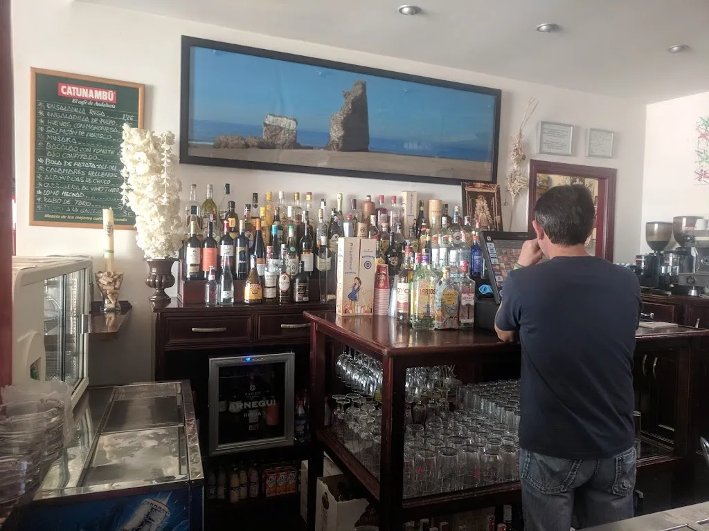 Café Bar Caraba restaurant in Lucena del Puerto