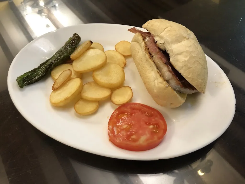 Menu_Bar Yeye_Lucena del Puerto_image_7