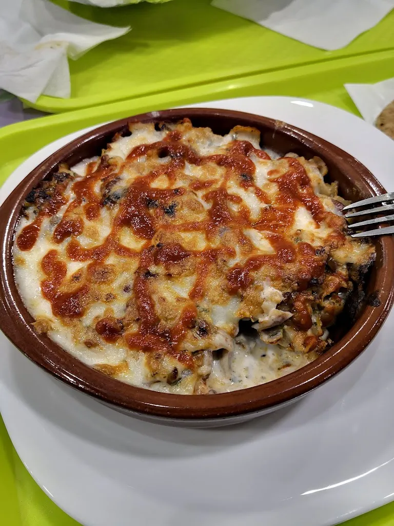 Royal Kebab Pizzeria_Lucena del Puerto_slider_image_2