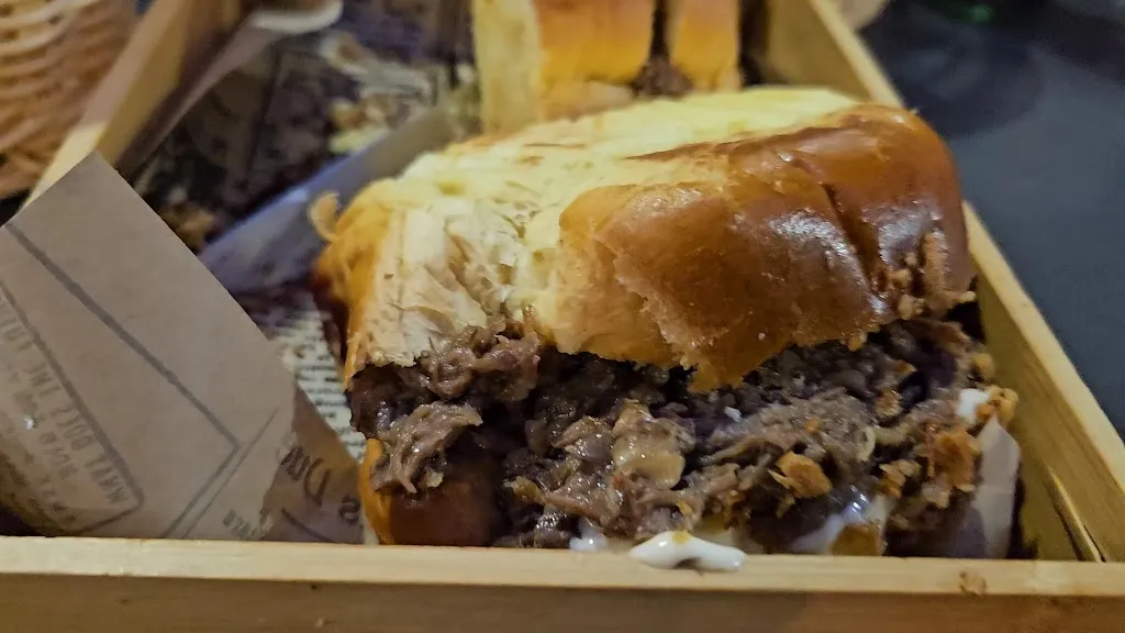 La Glotona Bar & Kitchen_Lucena del Puerto_slider_image_2