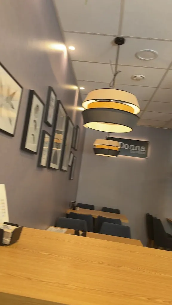 Amelie PvE_La Donna Gastrobar_Lucena del Puerto_review