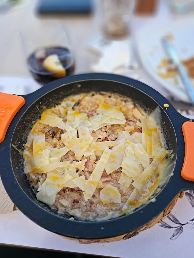 Menu_La Mafia se sienta a la mesa_Lucena del Puerto_immagine_8