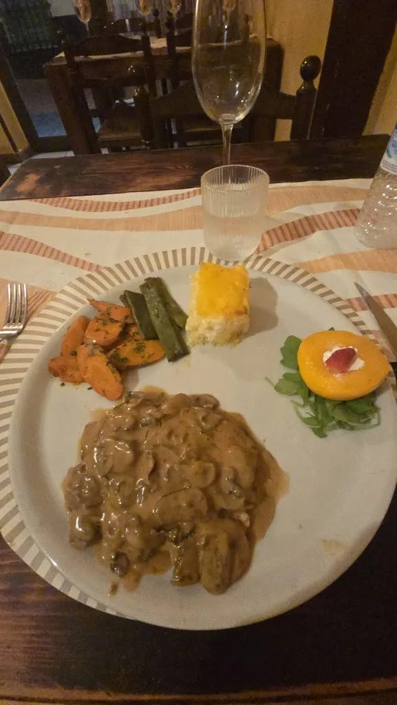 Stuart Dodds_the vagabond_Benidorm_review