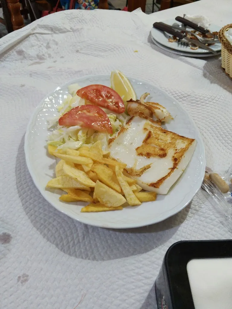 Iván Villa González_Restaurante Salón de la gamba_Niebla_review